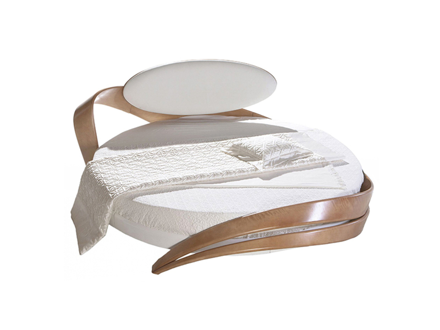 круглая кровать с мягким изголовьем